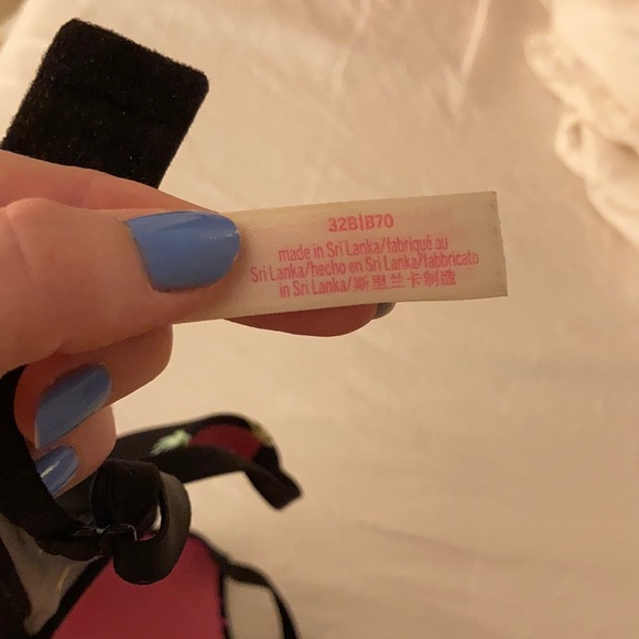 Pink lightly lined bra - Picture 2 of 2